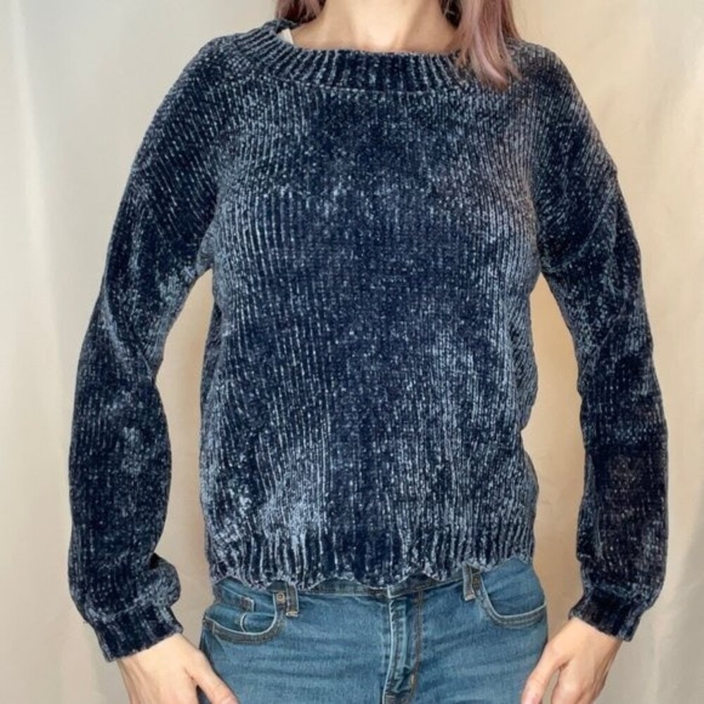 Women's Dusty Blue Chenille Sweater Small Cozy Scalloped Hem Small